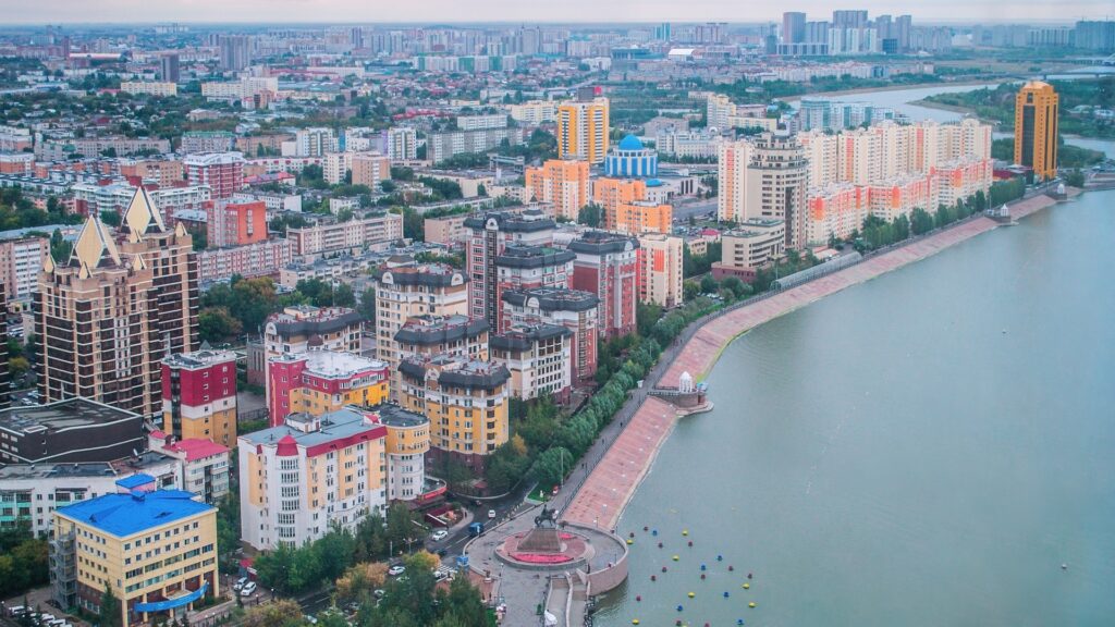 astana-3725230_1920